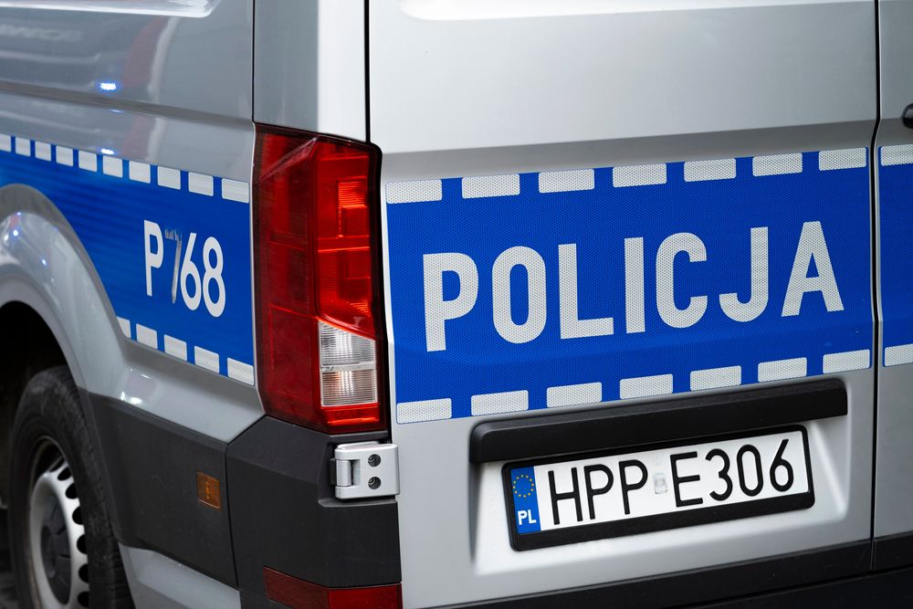 Policja podczas reakcji na zdarzenie z uzbrojonym napastnikiem